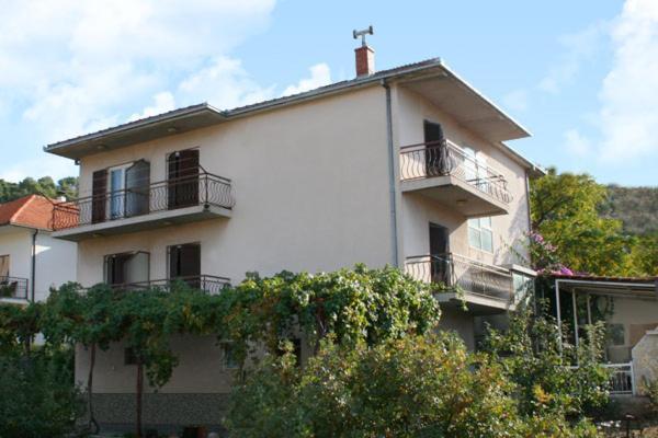 Mravak Apartments Trogir Bagian luar foto