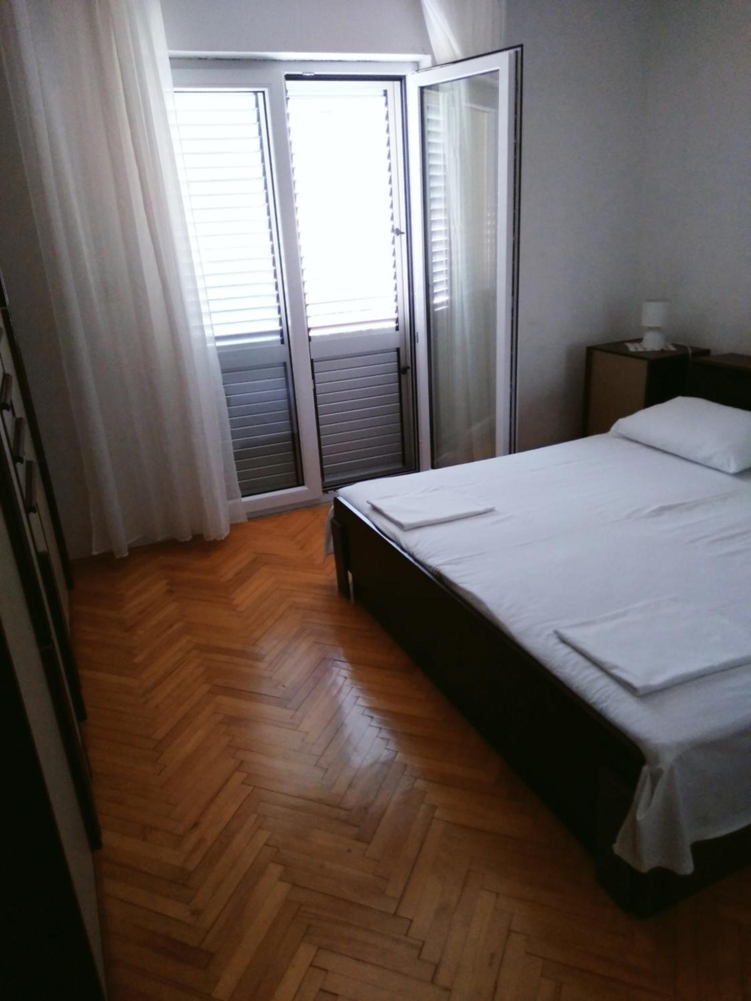 Mravak Apartments Trogir Bagian luar foto