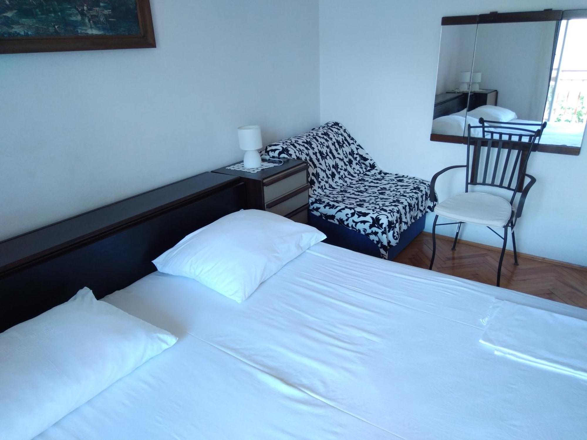 Mravak Apartments Trogir Bagian luar foto