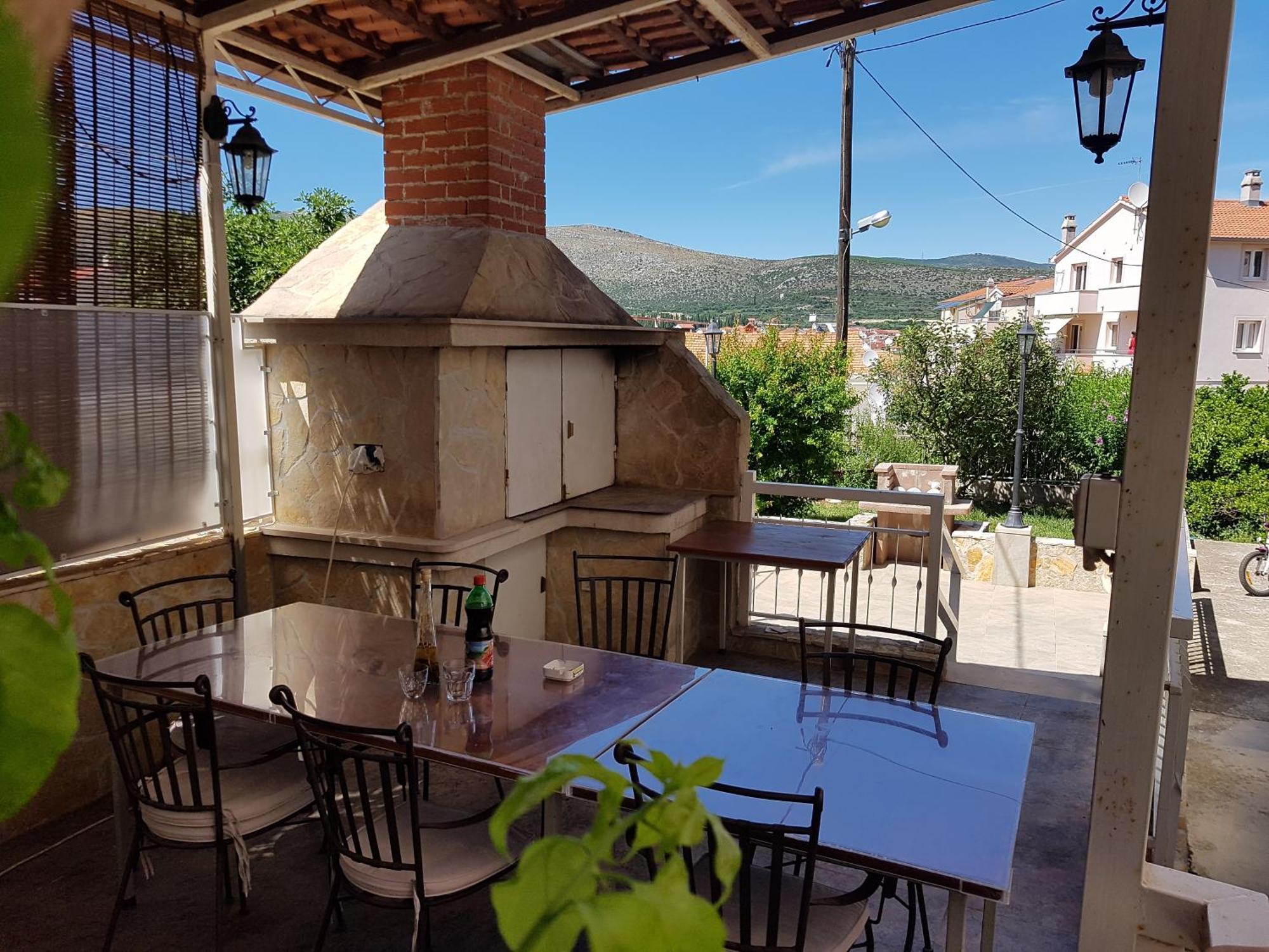 Mravak Apartments Trogir Bagian luar foto